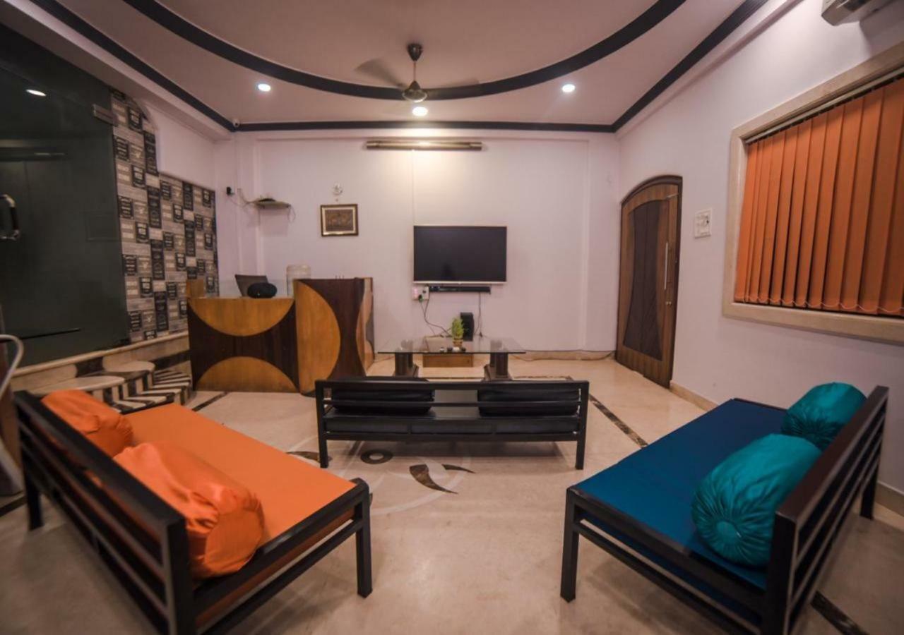 מומביי Happinest - The Backpacker'S Hostel מראה חיצוני תמונה
