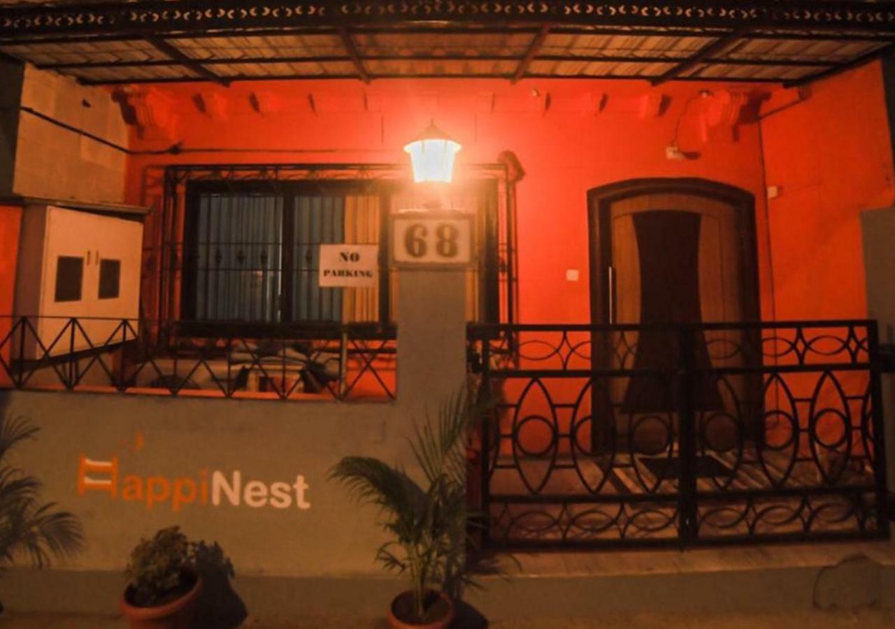 מומביי Happinest - The Backpacker'S Hostel מראה חיצוני תמונה